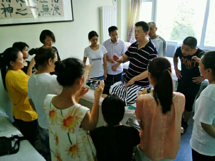 青岛小儿推拿脏腑推拿培训​